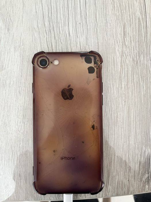 Продам Айфон 8 в рабочем состоянии