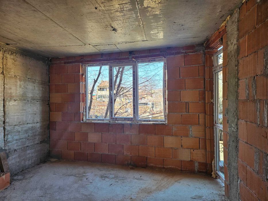 Двустаен след А 14