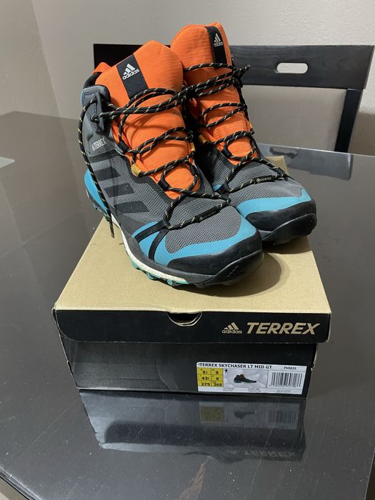 Маратонки Adidas terrex skychaser LT MID GT