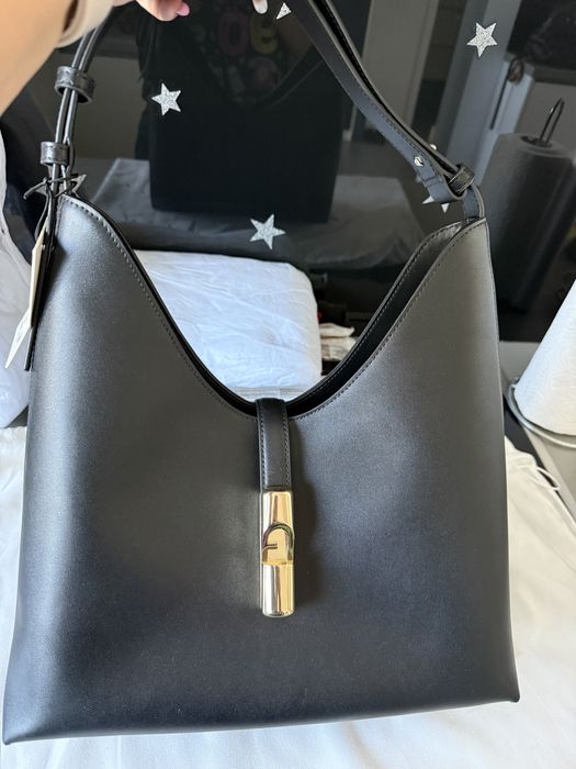 Furla Goccia M Hobo