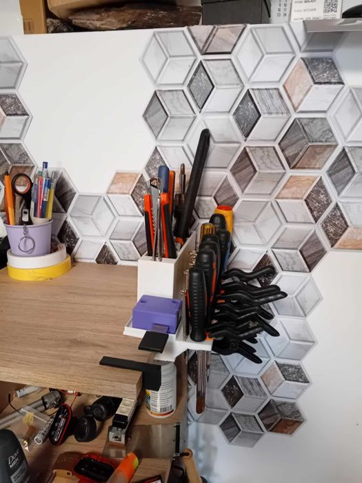 3D принтирана поставка за инструменти - организирай своята работилница