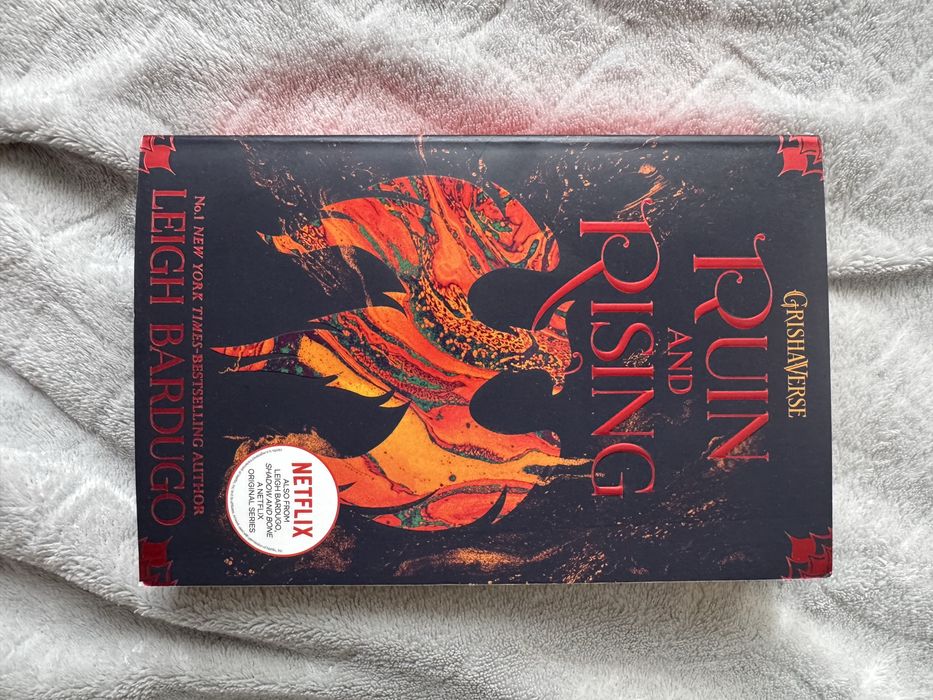 Книги на български и английски