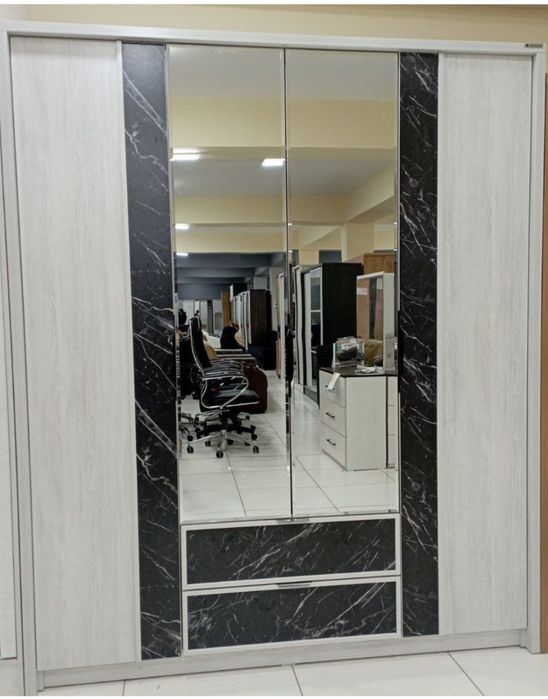 Мебель на заказ Шкаф-купе и в наличии