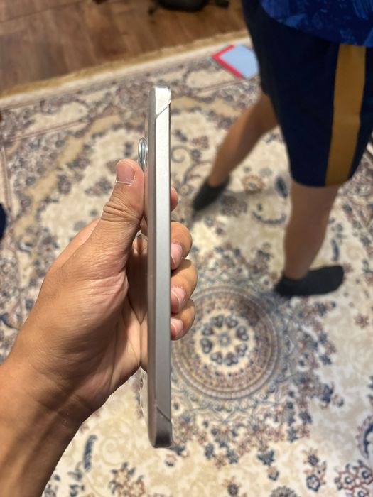 Продам redmi turbo 3(poco f6)