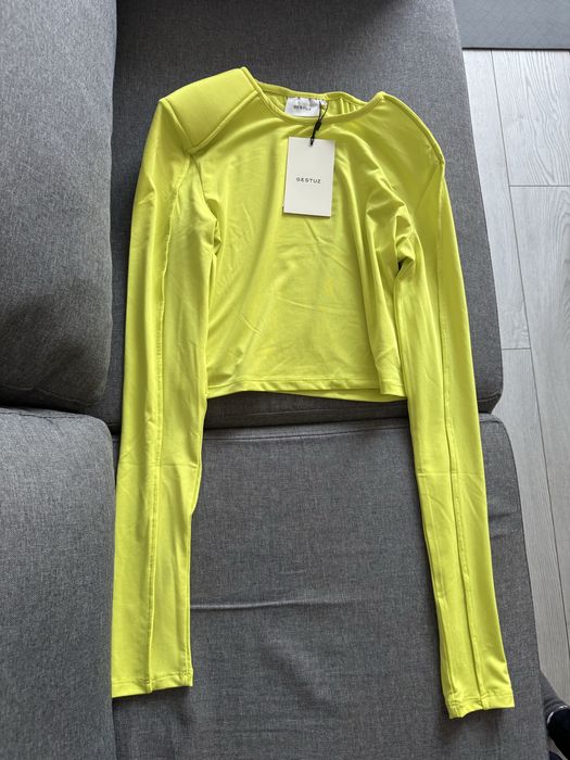 Топ с дълъг ръкав