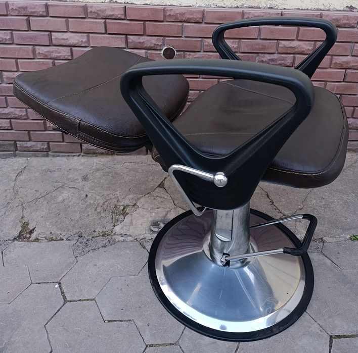 Бврбер кресло для парикмахерской