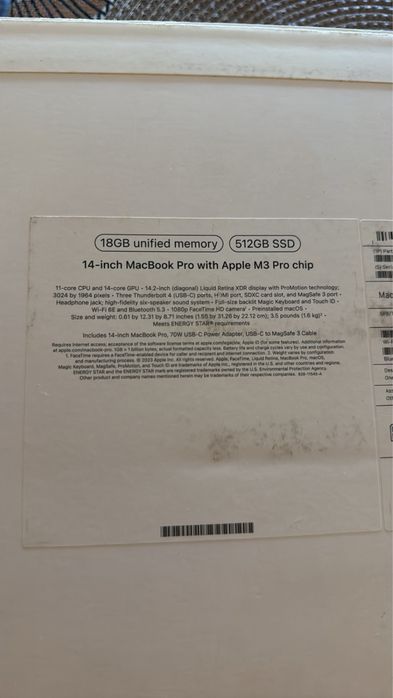 Mac Book 14 pro 18GB