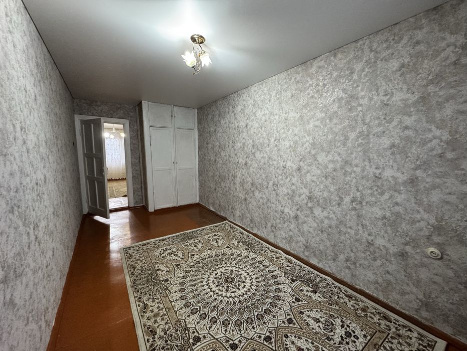 Продам 2 комн.квартиру район Электрон