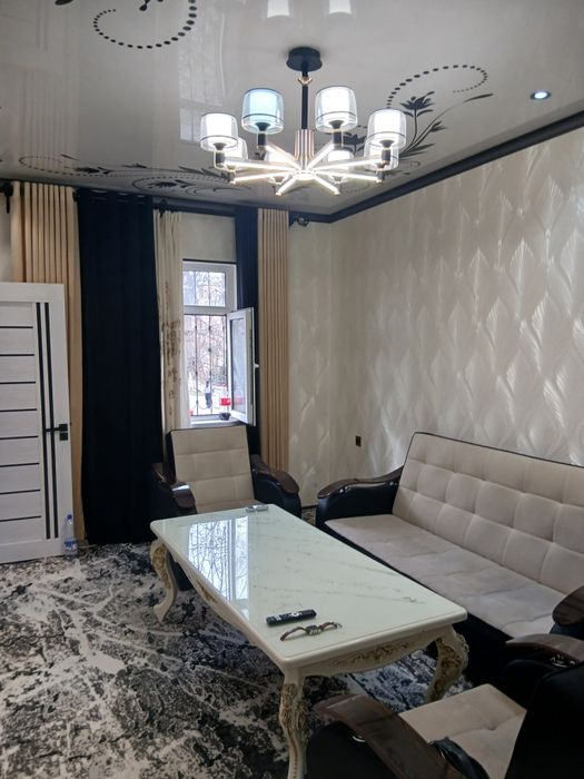 Чилонзор 22кв подезд 1 первый этаж  квартира в Аренду