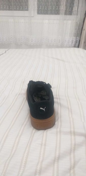 Vand adidași Puma de dama