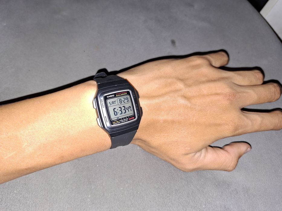 Наручные часы Casio
