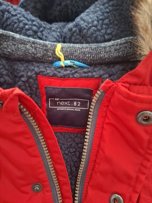 Детская курточка  парка. 82р.на оегком меху.