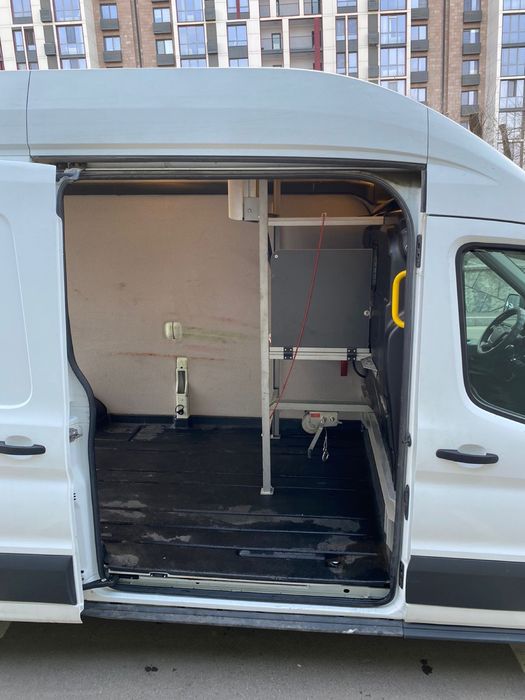 Ford Transit 2014 года