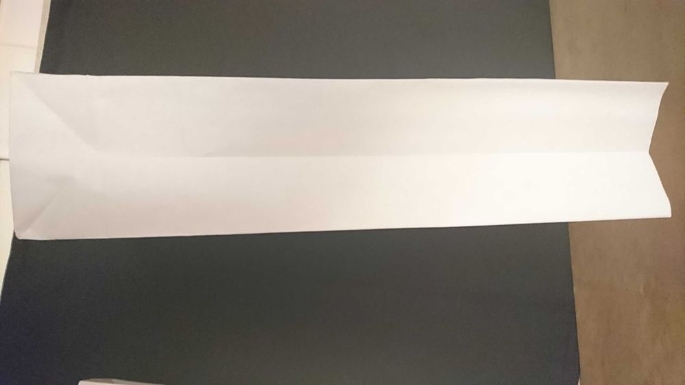 Pungi jumatate de kg din hartie  8x5x22/8x5x24 cm.