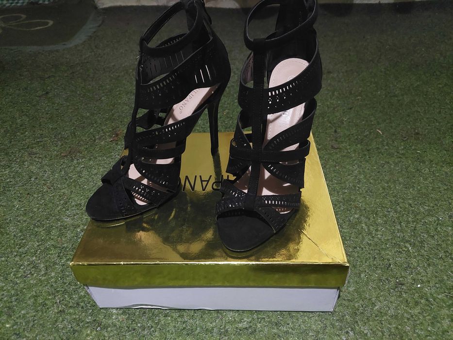 Обувки на токчета