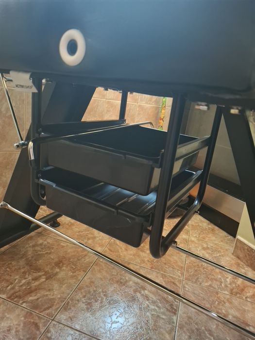 Черна кушетка + стол