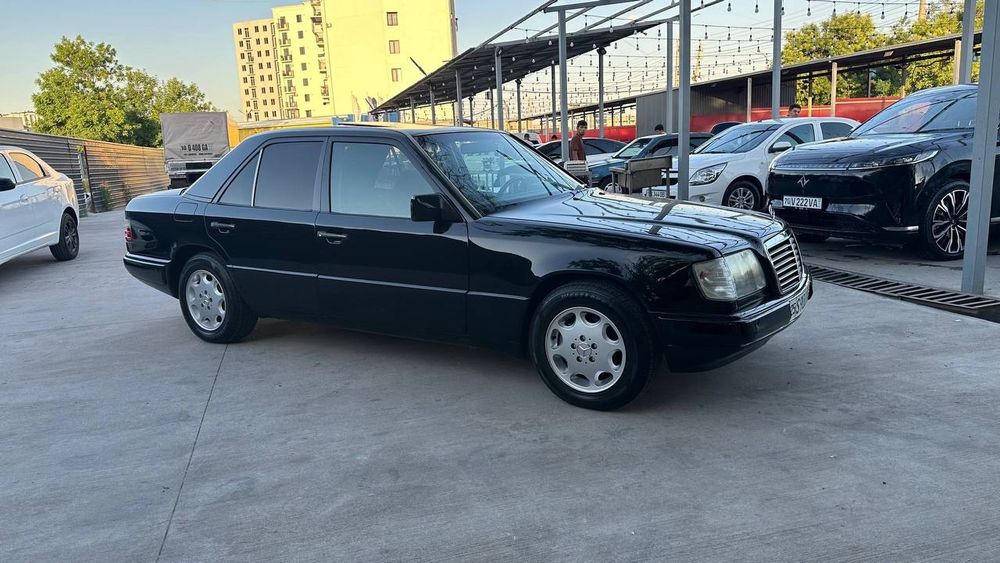 Mersedes W124 автомат метан