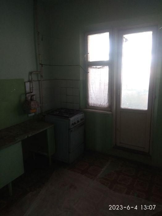 Продаётся 3х-комнатная квартира Ташкентская область город Бекабад