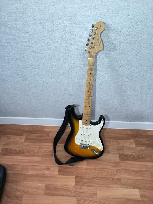 Электрогитара Squier Stratocaster by Fender