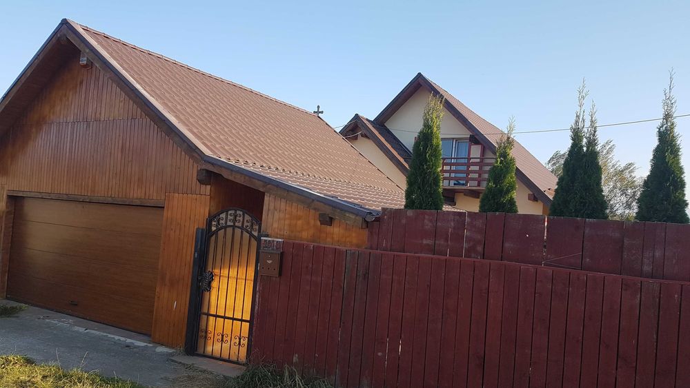 cabana/casa de vacanta, de inchiriat