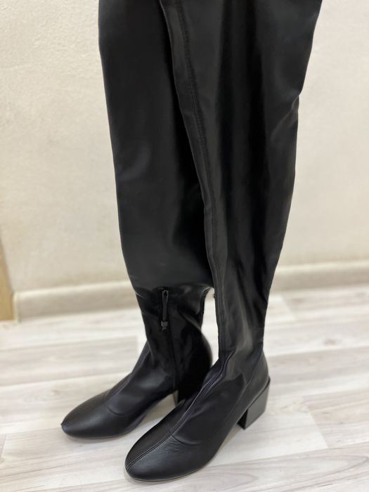 Продам ботфорты новые Zara