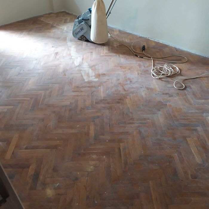 Циклене Паркет и Дюшеме Карлово