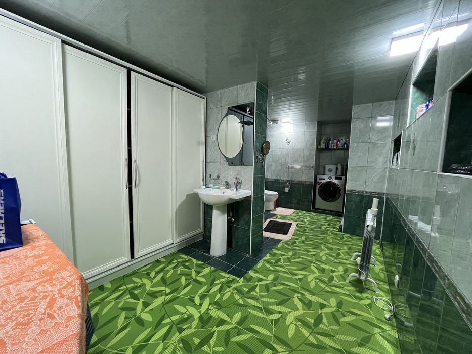 Ваида ховли уй сотилади