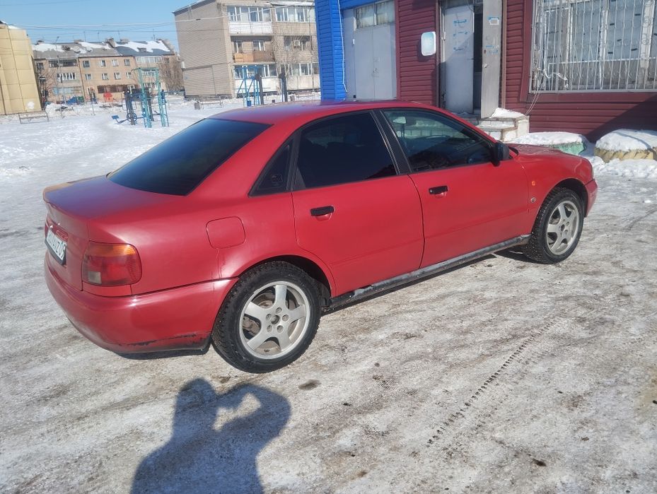 Ауди А4 1.8 турбо