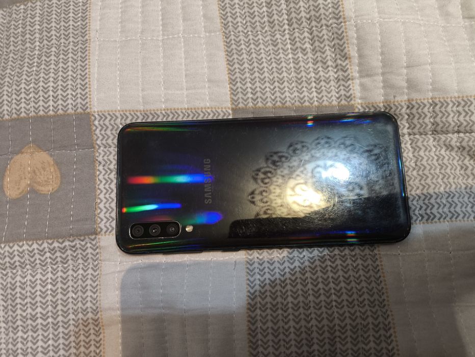 Самсунг а50 черный