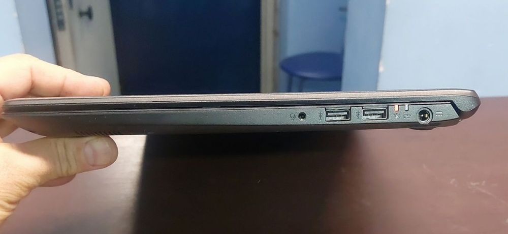 Acer A315-33-P4X3