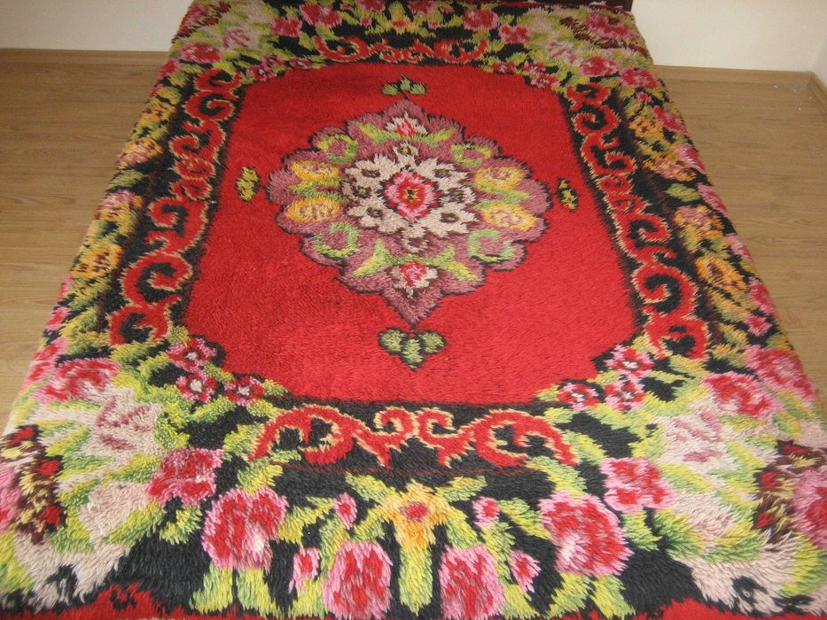 Шарен-Китеник...