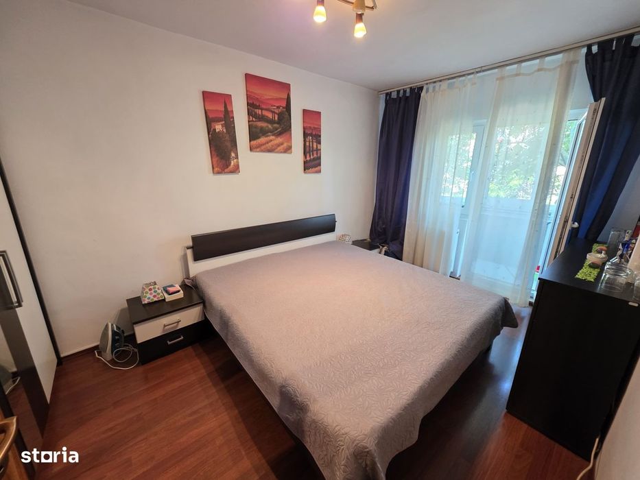Apartament 3 camere de vânzare – Zona Aradului