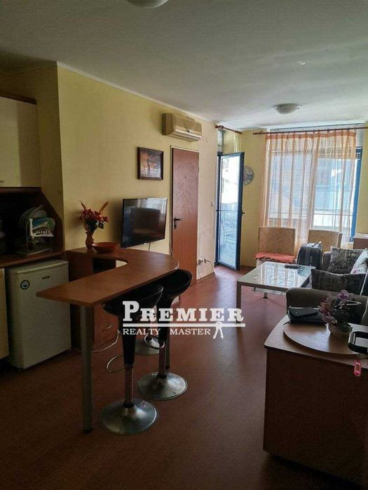 Продава се Двустаен апартамент в к.к. Слънчев бряг - 46 кв.м за 1196 €/кв.м - Снимка #1