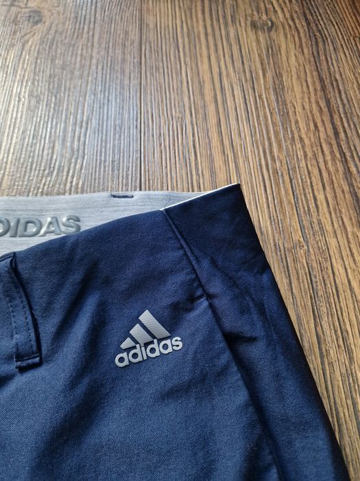 Страхотен мъжки спортен панталон ADIDAS размер 32 / 34