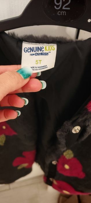 Blanita colorata fetita