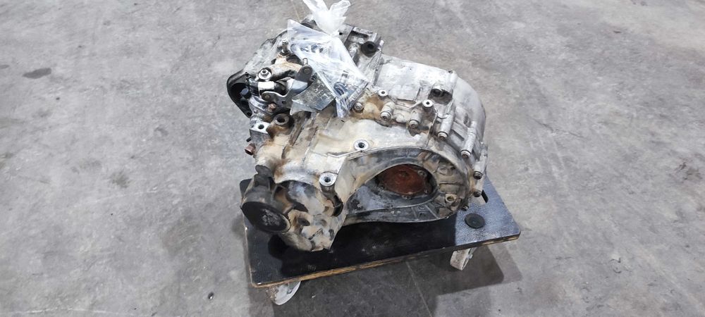 Cutie viteze manuala 6 trepte volkswagen vw sharan 2.0 BRT an 2007 JBN