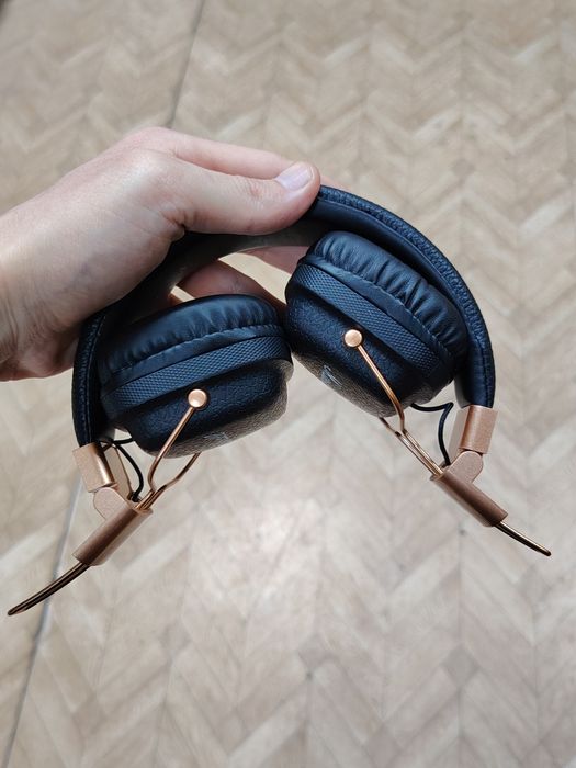 Продам наушники Marshall Major V