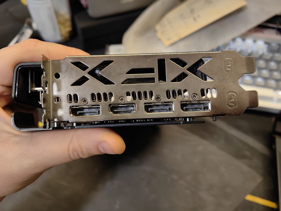 Видео карта AMD Radeon RX 6600 8GB