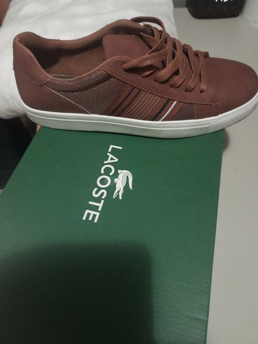 Imbracaminte și încălțăminte