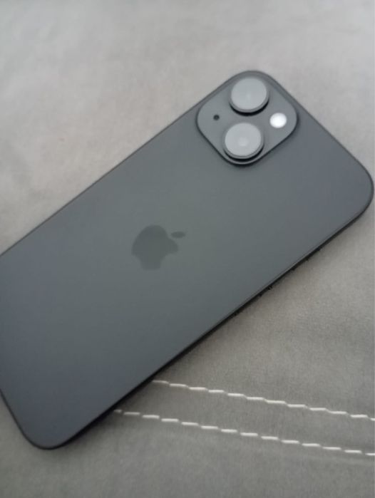 Продам Айфон 15  минусов нет