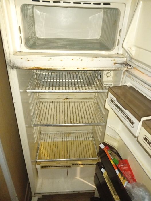 Продам холодильник.В рабочем состоянии .