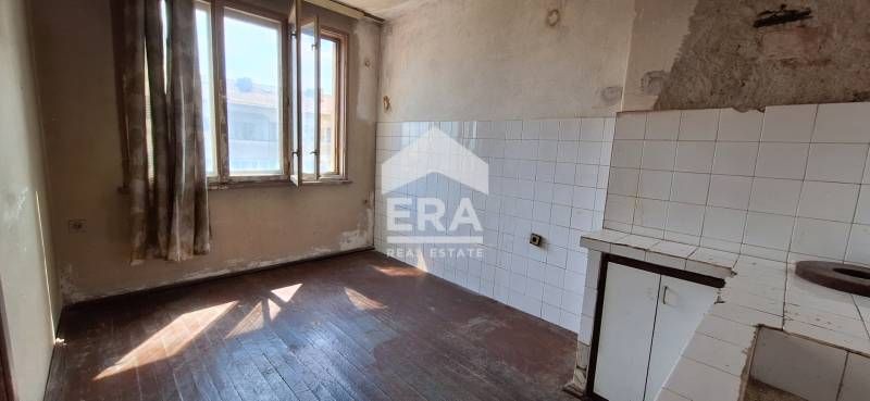 Продава се Четиристаен апартамент в Велико Търново, Картала - 111 кв.м за 1216 €/кв.м - Снимка #9