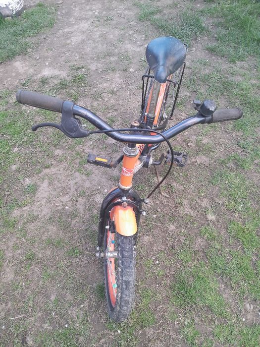 Vînd bicicleta copii