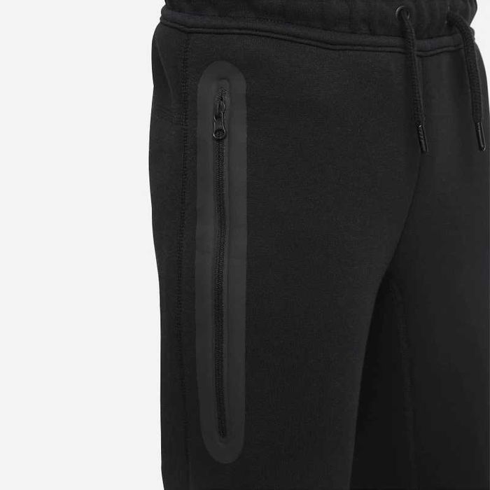Оригинална долница Nike Tech Fleece сива или черна размери 158 и 170см