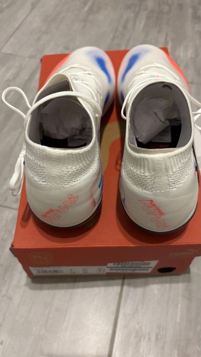 Ghete fotbal Puma Future 8 Pro