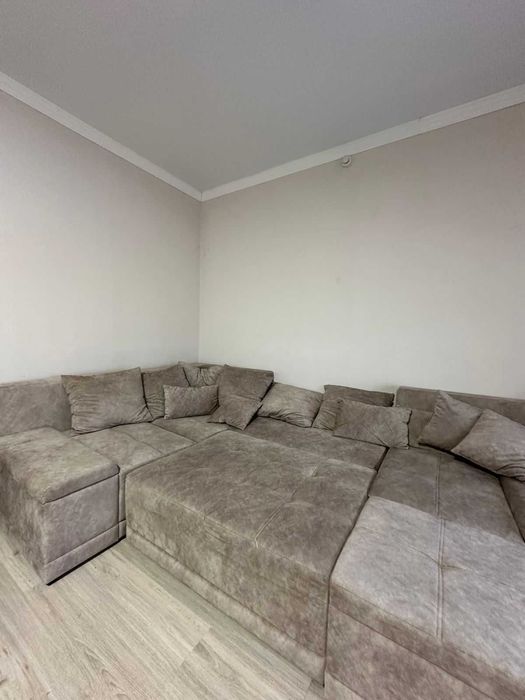 диван угловой б/у