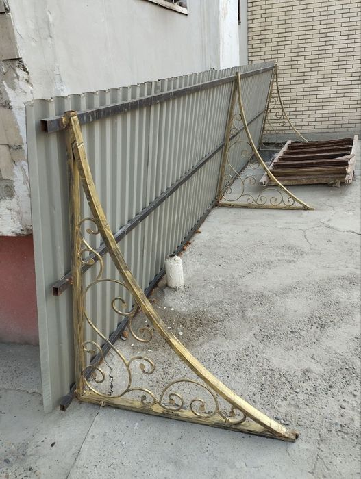 Naves: 6 metr uzunlikdagi