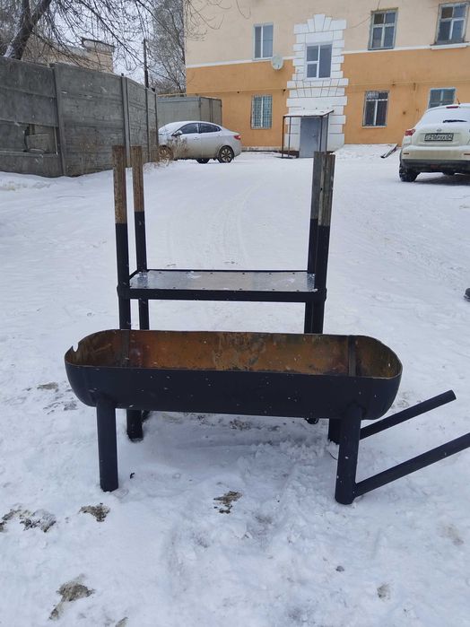 Продам Мангал новый.