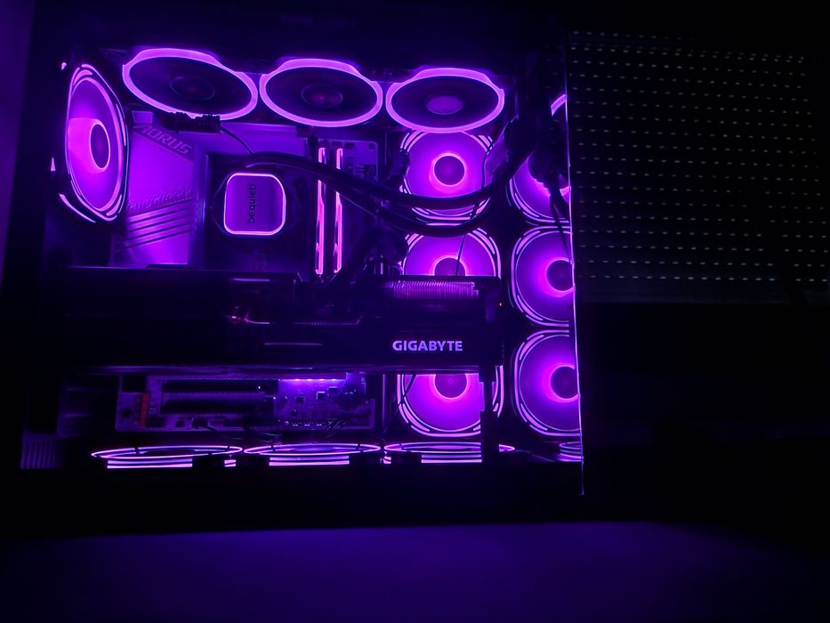 Reparare calculatoare / laptop-uri / instalare Windows.