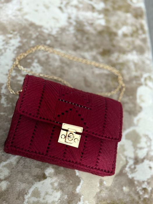 Genți handmade realizate pe comanda